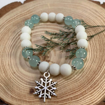 Jelly and mate beads bracelet with snow charm - Fatatun