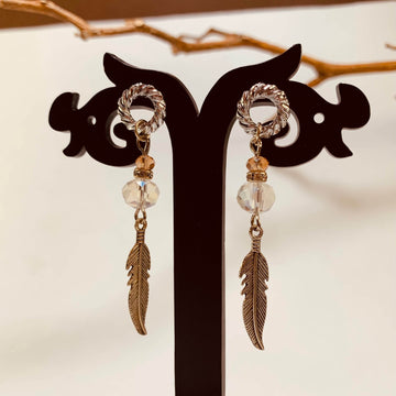 Earrings feather hanging
