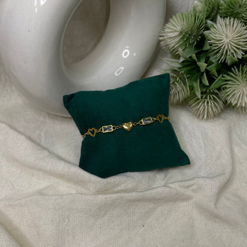 Minimal mini Heart golden Bracelet