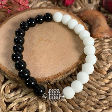 Mate and jelly beads bracelet with charm ( unisex )