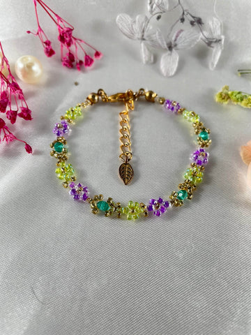 Daisy Flower with Crystal style Bracelet Green and purple combination - Fatatun