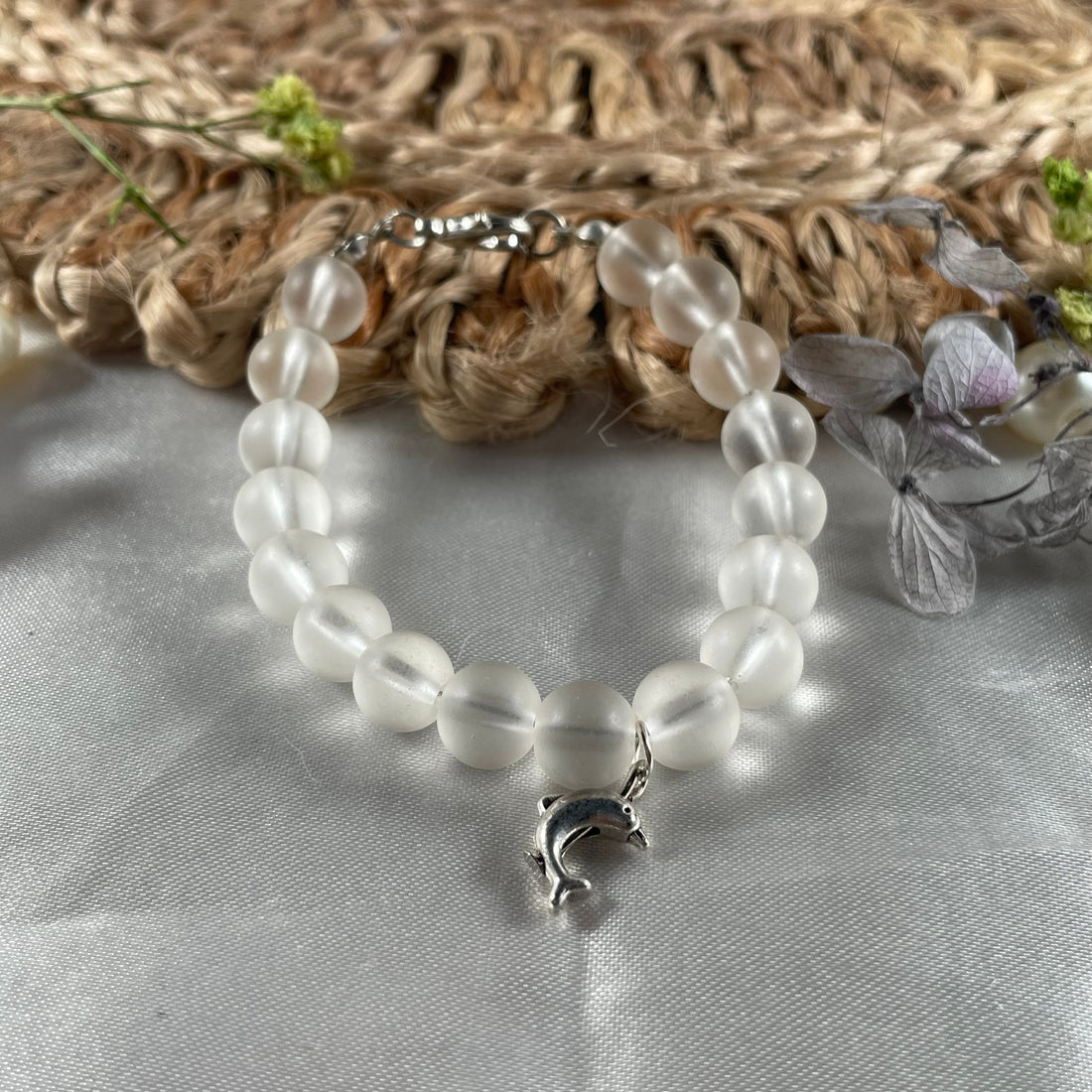 Glass beads bracelet with Dolphin charm