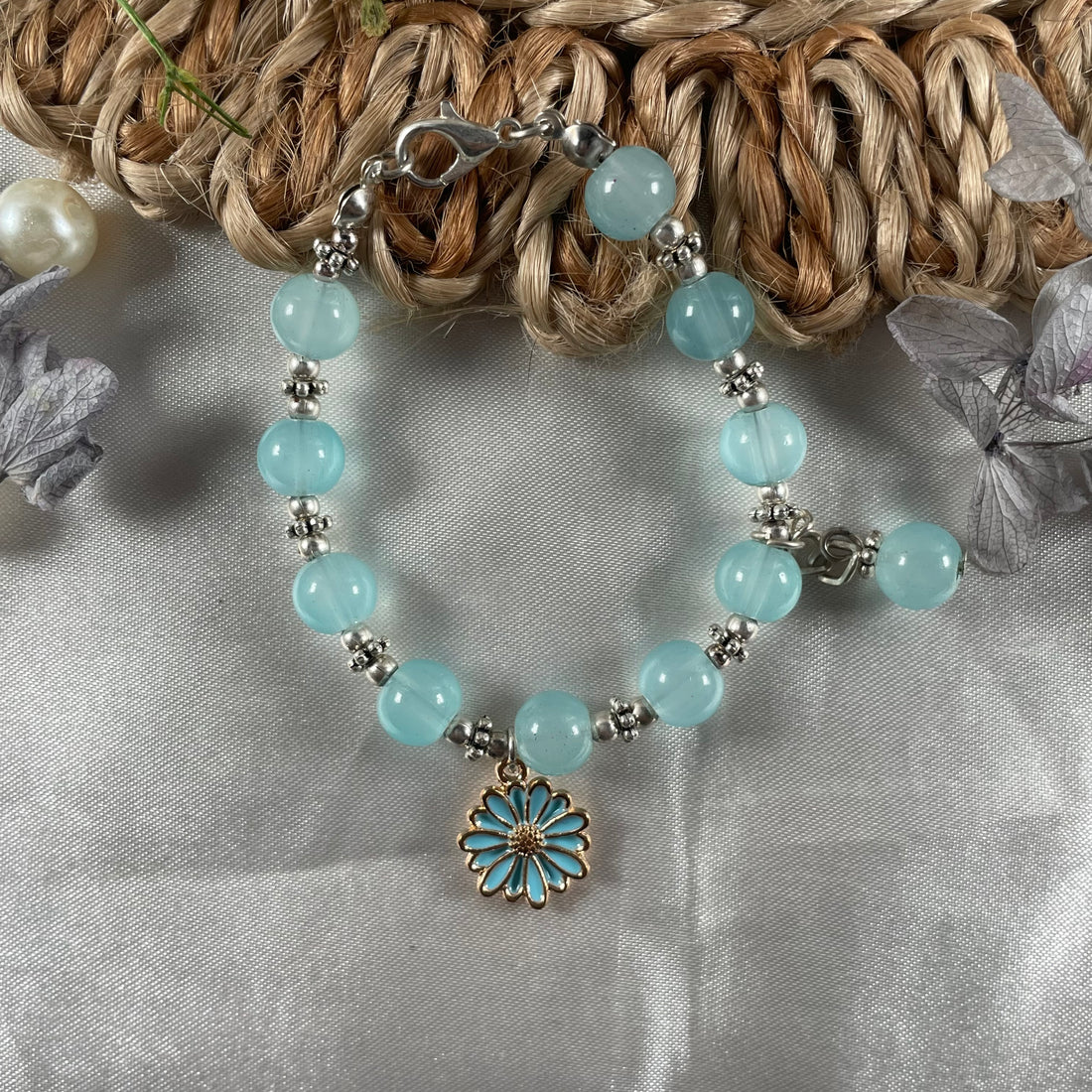 Premium beads bracelet with flower charm