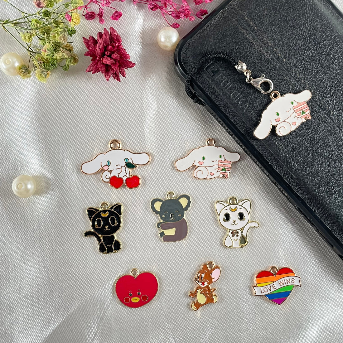 Cartoon mobile phone charms