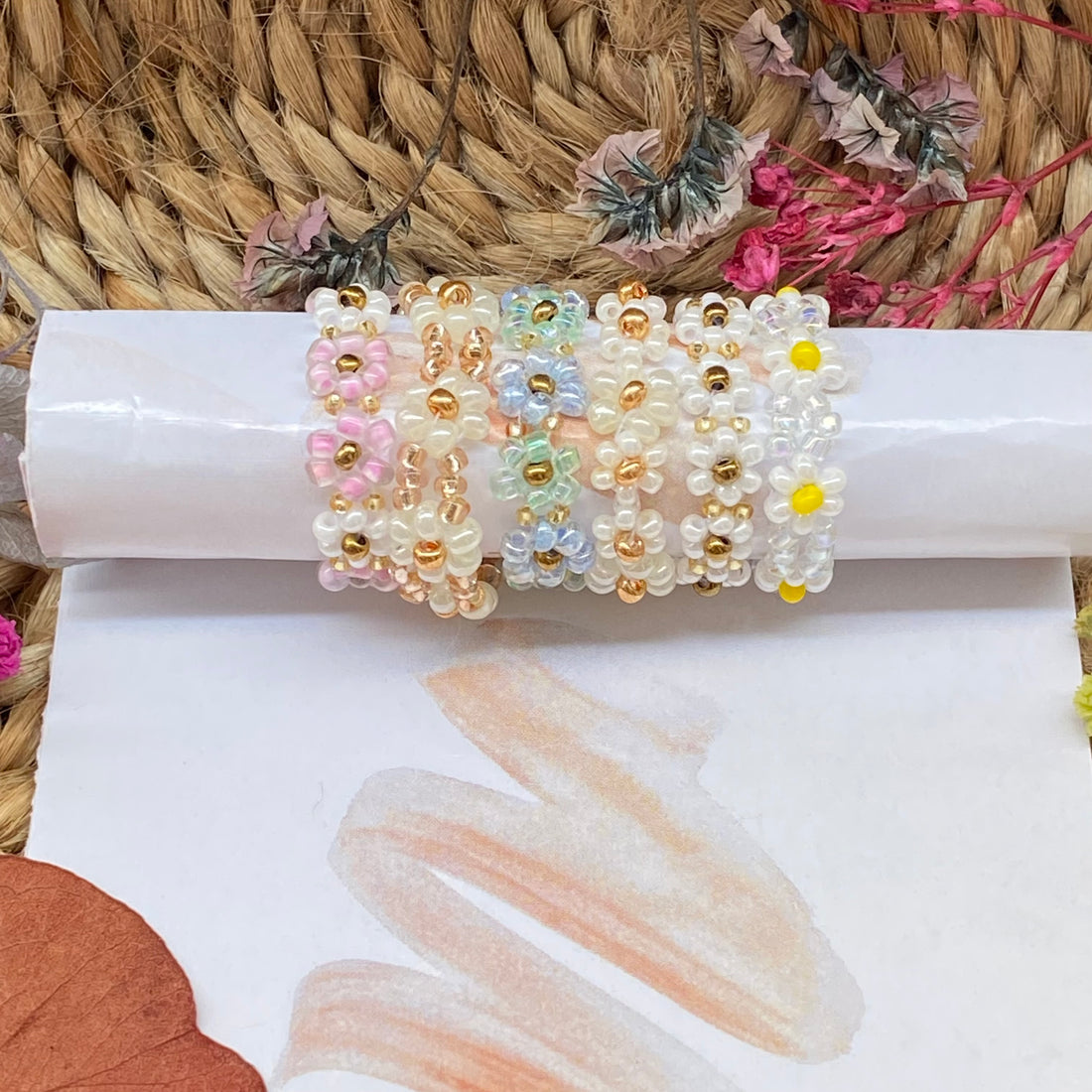 Daisy flower rings set of 6