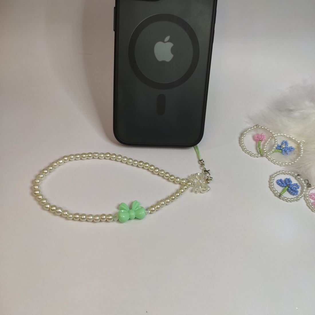 Phone Charms Pearl and Bow, Available in multi-color